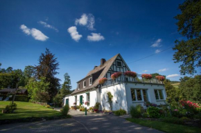 Отель Pension Haus am Walde  Шмалленберг